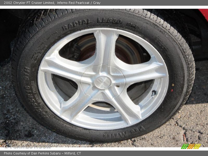 Inferno Red Pearlcoat / Gray 2002 Chrysler PT Cruiser Limited