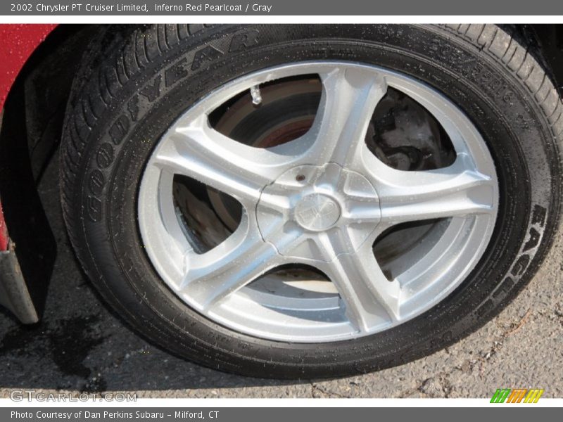 Inferno Red Pearlcoat / Gray 2002 Chrysler PT Cruiser Limited