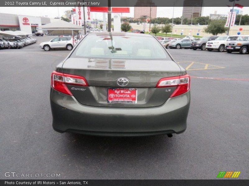 Cypress Green Pearl / Ivory 2012 Toyota Camry LE