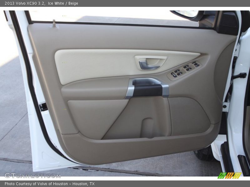 Ice White / Beige 2013 Volvo XC90 3.2