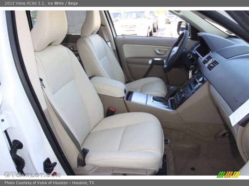Ice White / Beige 2013 Volvo XC90 3.2
