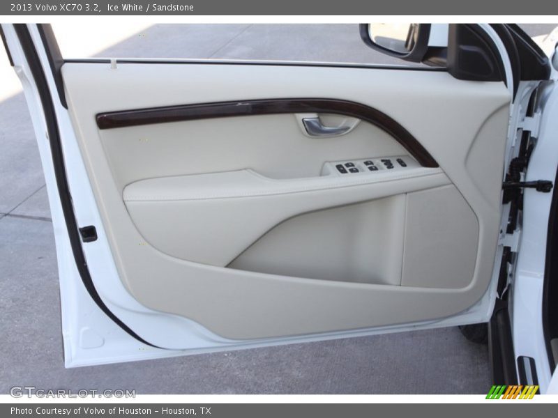 Door Panel of 2013 XC70 3.2
