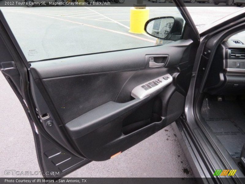 Magnetic Gray Metallic / Black/Ash 2012 Toyota Camry SE