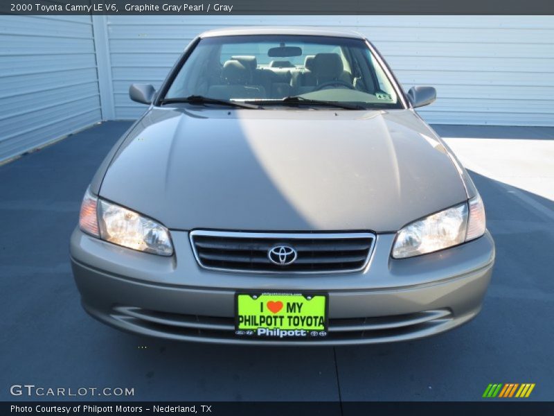 Graphite Gray Pearl / Gray 2000 Toyota Camry LE V6