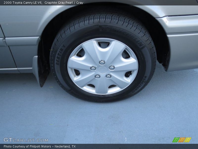 Graphite Gray Pearl / Gray 2000 Toyota Camry LE V6