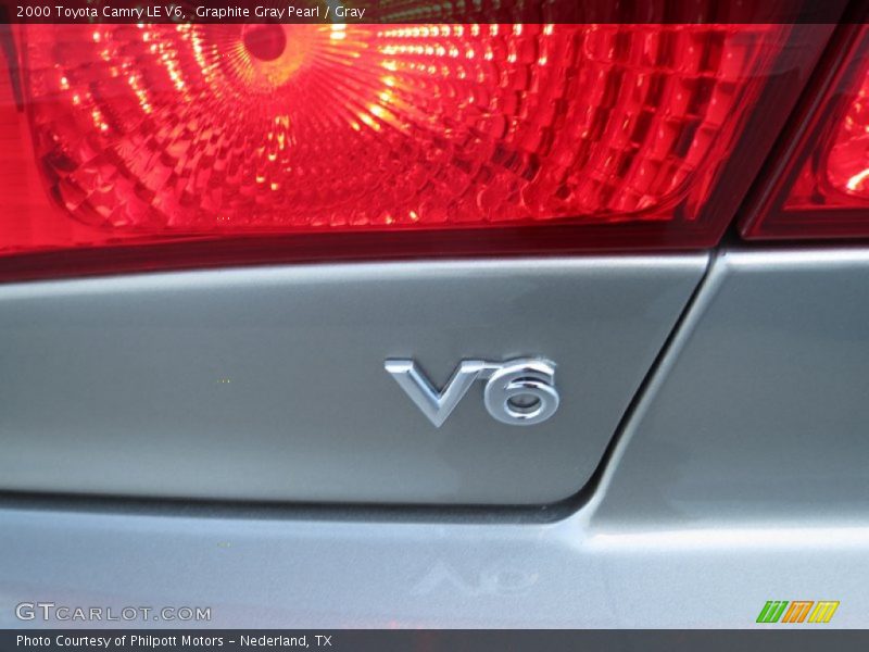 Graphite Gray Pearl / Gray 2000 Toyota Camry LE V6