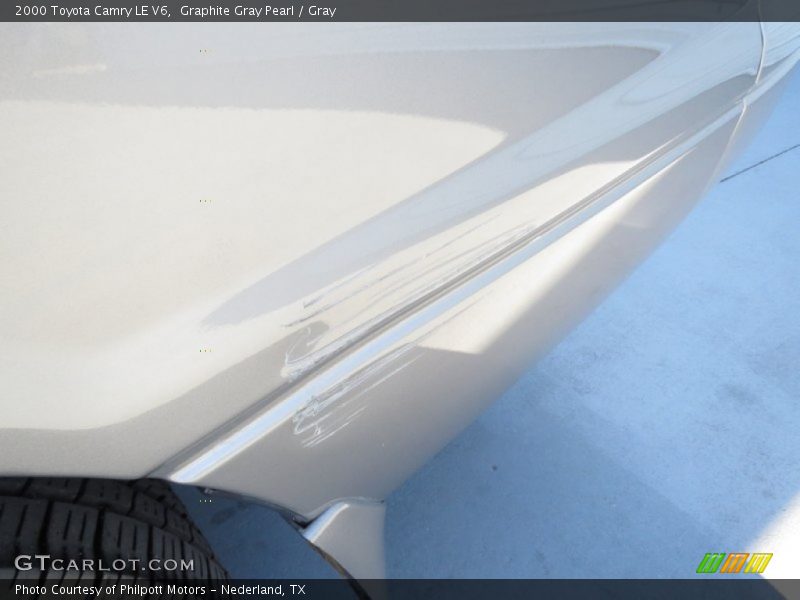 Graphite Gray Pearl / Gray 2000 Toyota Camry LE V6
