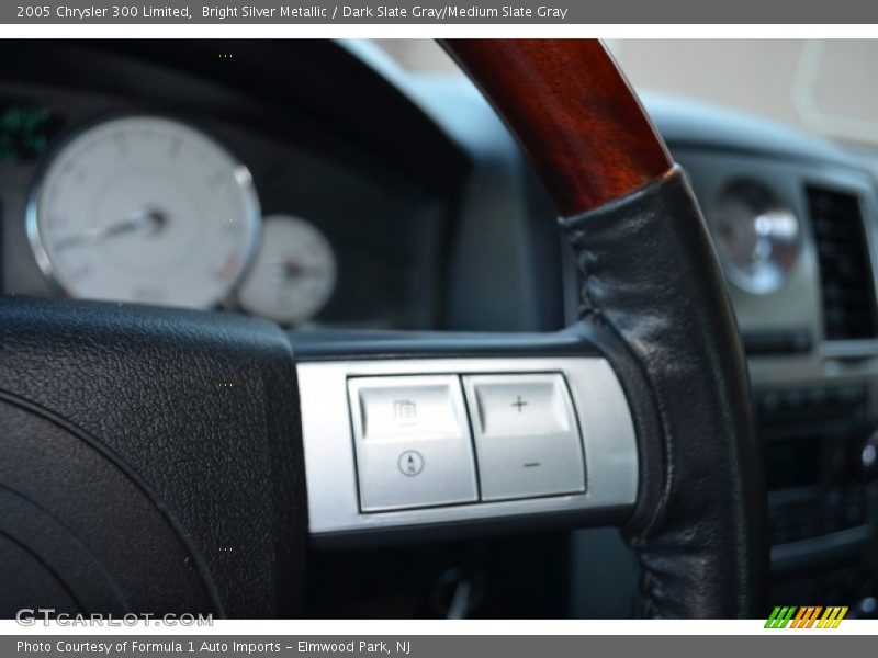 Bright Silver Metallic / Dark Slate Gray/Medium Slate Gray 2005 Chrysler 300 Limited