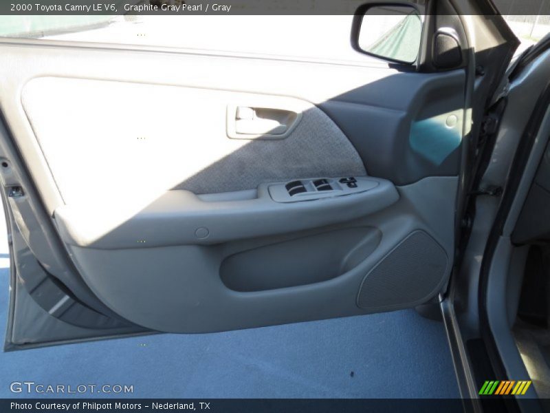 Graphite Gray Pearl / Gray 2000 Toyota Camry LE V6