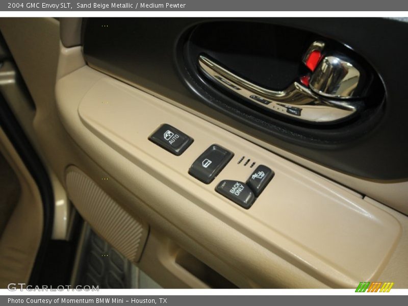 Sand Beige Metallic / Medium Pewter 2004 GMC Envoy SLT