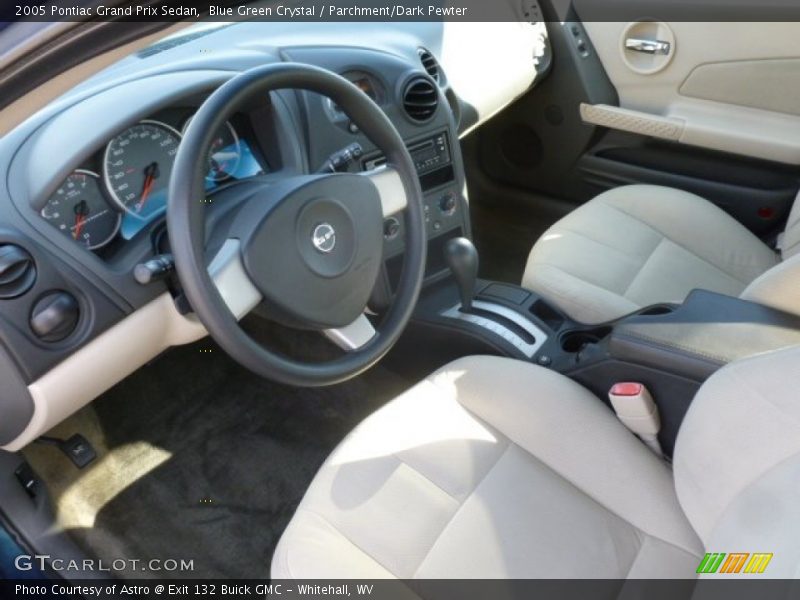 Parchment/Dark Pewter Interior - 2005 Grand Prix Sedan 