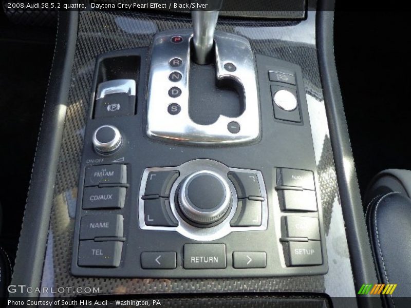 Controls of 2008 S8 5.2 quattro