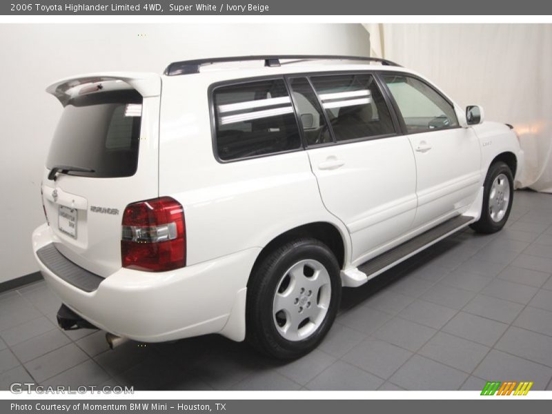 Super White / Ivory Beige 2006 Toyota Highlander Limited 4WD
