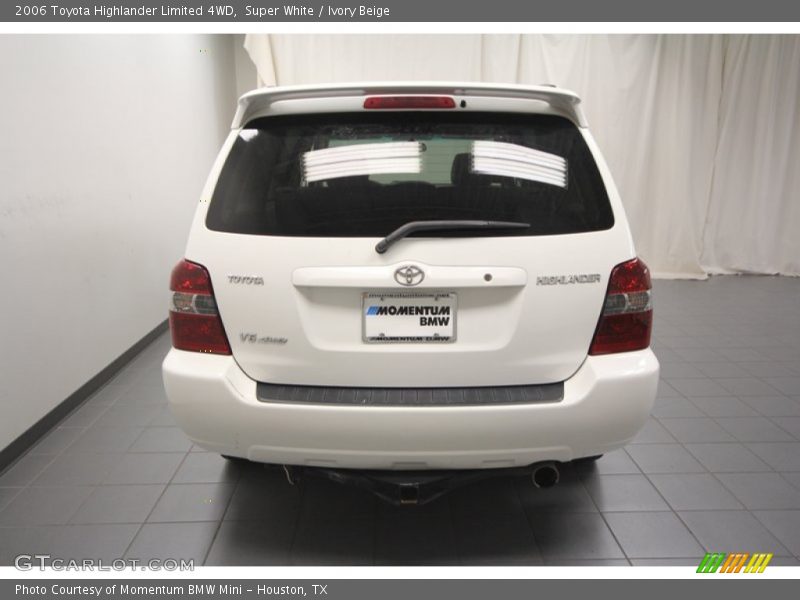 Super White / Ivory Beige 2006 Toyota Highlander Limited 4WD