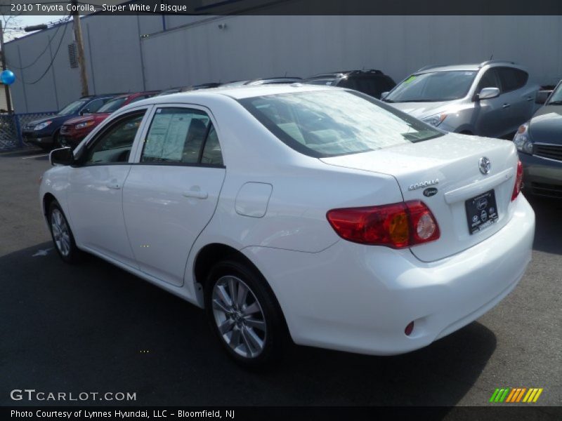 Super White / Bisque 2010 Toyota Corolla
