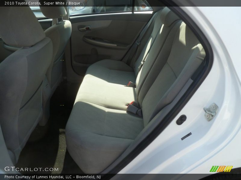 Super White / Bisque 2010 Toyota Corolla