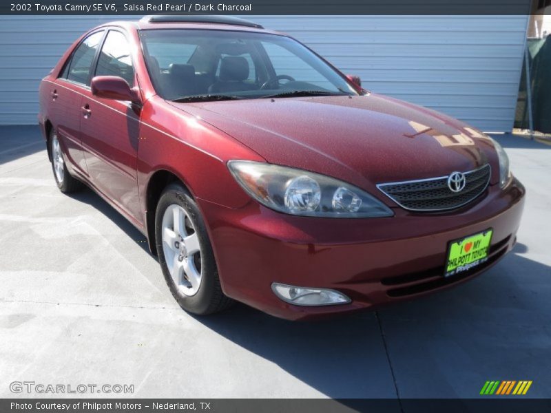 Salsa Red Pearl / Dark Charcoal 2002 Toyota Camry SE V6