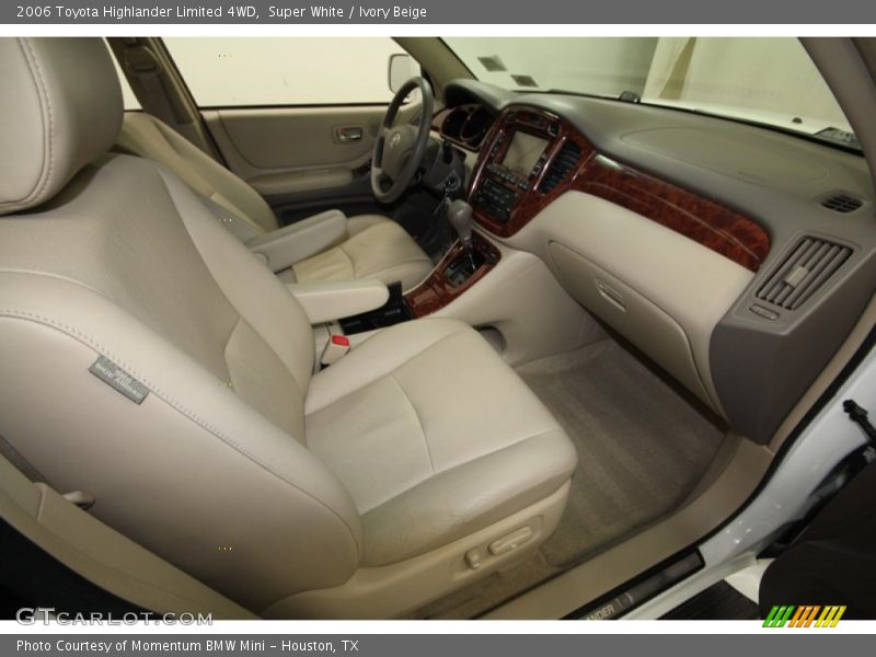 Super White / Ivory Beige 2006 Toyota Highlander Limited 4WD