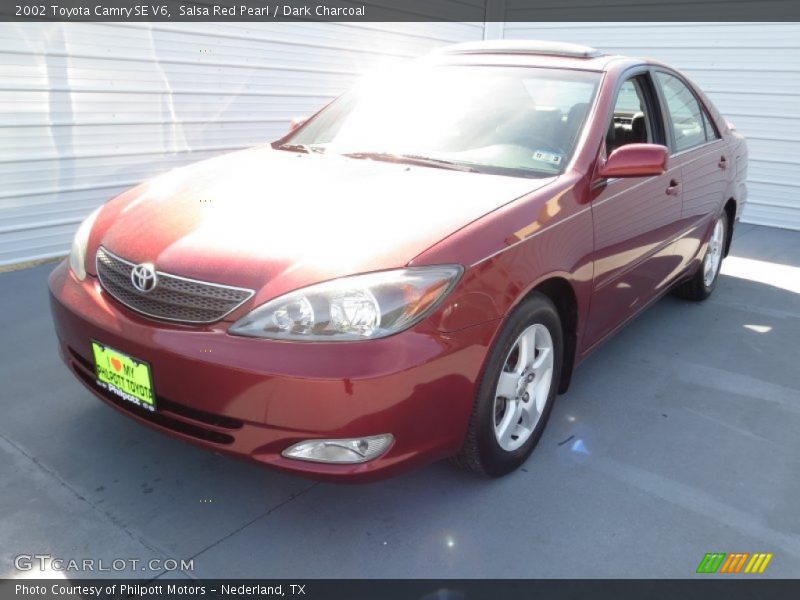 Salsa Red Pearl / Dark Charcoal 2002 Toyota Camry SE V6