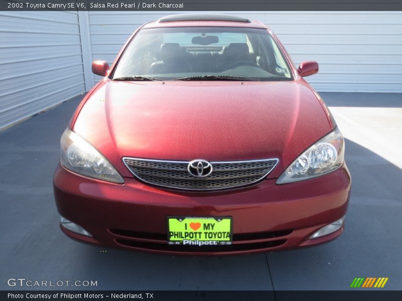 Salsa Red Pearl / Dark Charcoal 2002 Toyota Camry SE V6