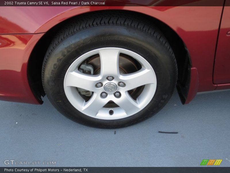 Salsa Red Pearl / Dark Charcoal 2002 Toyota Camry SE V6