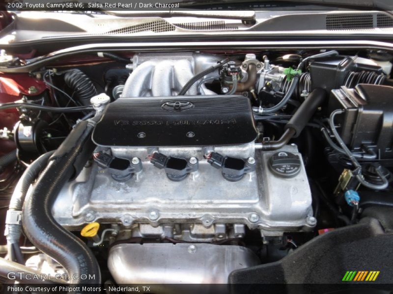 Salsa Red Pearl / Dark Charcoal 2002 Toyota Camry SE V6