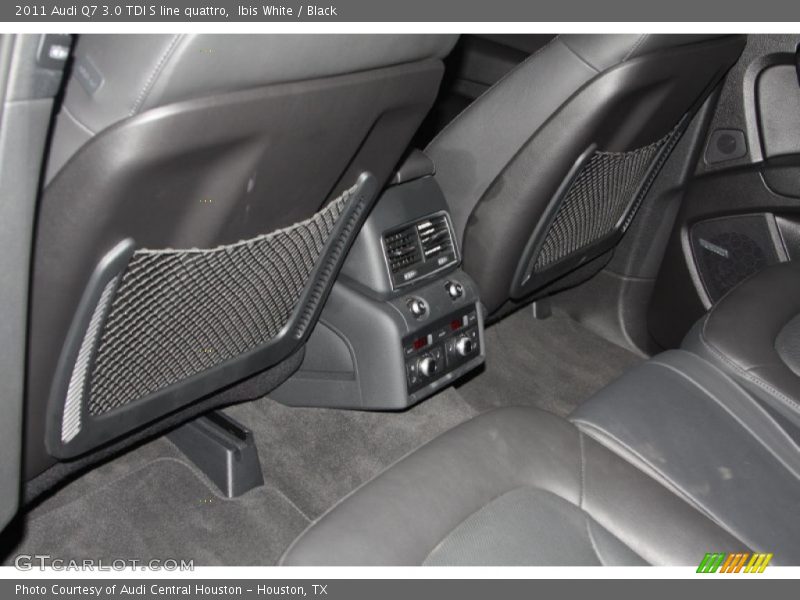 Ibis White / Black 2011 Audi Q7 3.0 TDI S line quattro