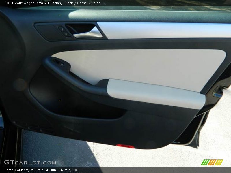 Black / Cornsilk Beige 2011 Volkswagen Jetta SEL Sedan