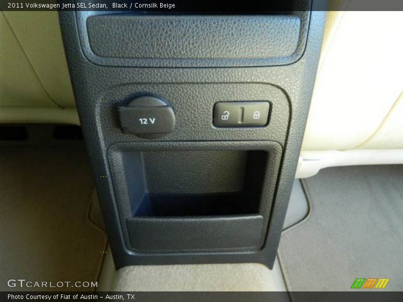 Black / Cornsilk Beige 2011 Volkswagen Jetta SEL Sedan