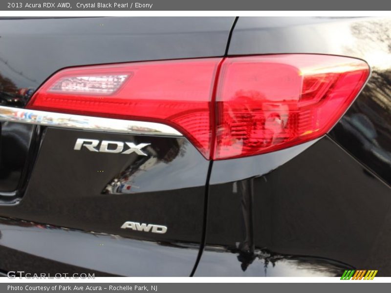  2013 RDX AWD Logo