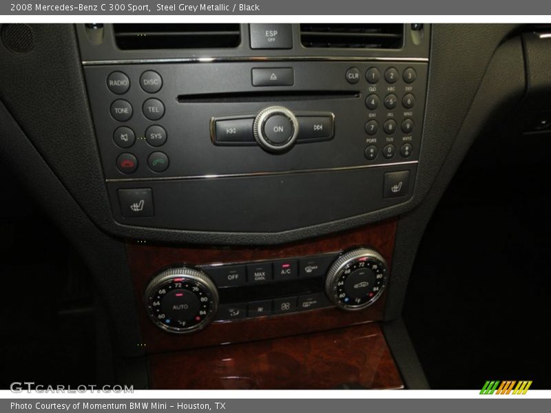 Controls of 2008 C 300 Sport