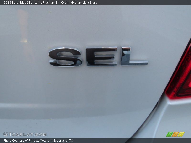 White Platinum Tri-Coat / Medium Light Stone 2013 Ford Edge SEL