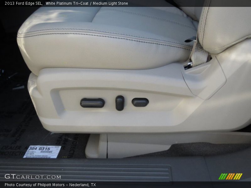 White Platinum Tri-Coat / Medium Light Stone 2013 Ford Edge SEL