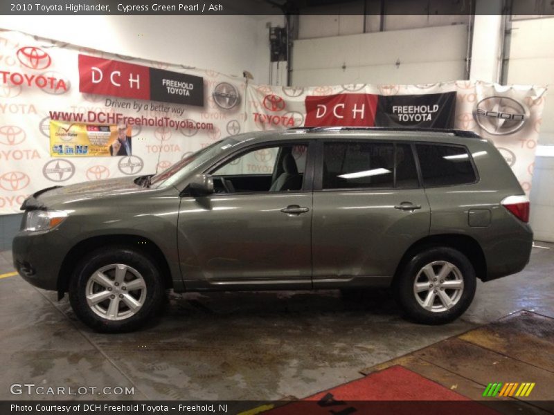 Cypress Green Pearl / Ash 2010 Toyota Highlander