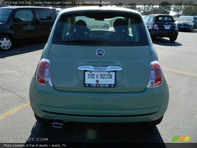 Verde Chiaro (Light Green) / Grigio/Nero (Gray/Black) 2013 Fiat 500 Pop