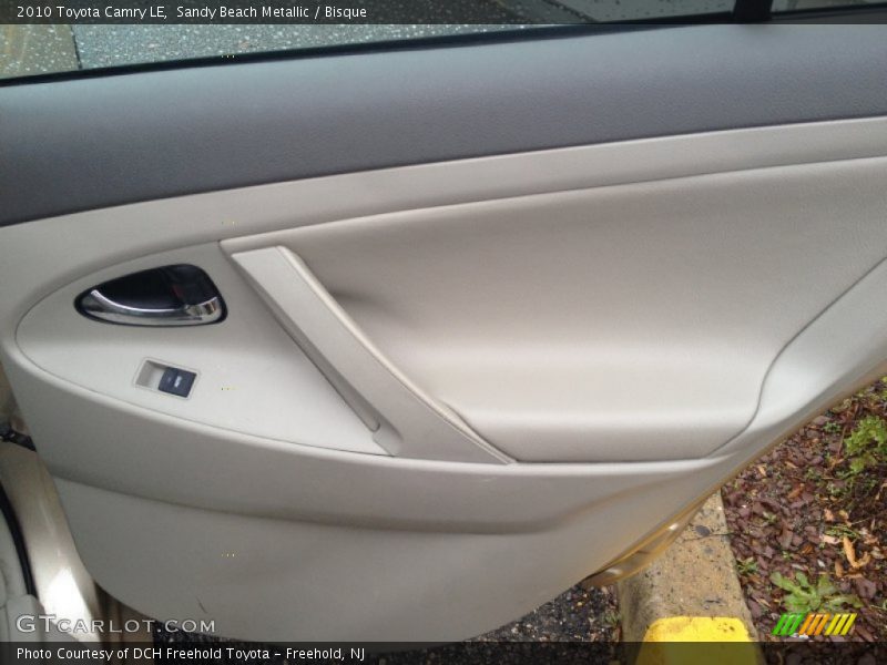 Sandy Beach Metallic / Bisque 2010 Toyota Camry LE