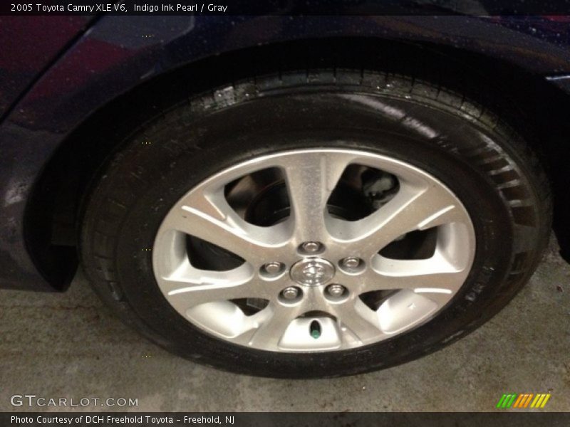 Indigo Ink Pearl / Gray 2005 Toyota Camry XLE V6
