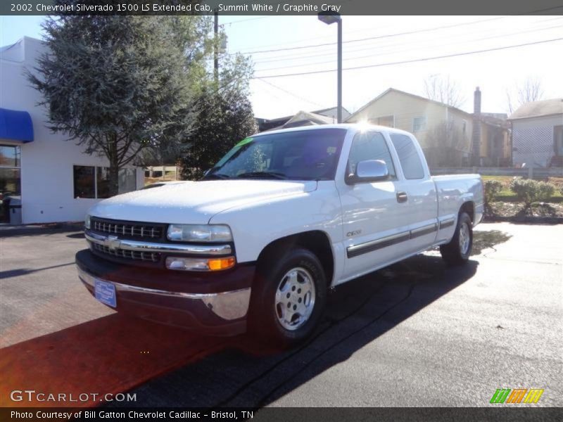 Summit White / Graphite Gray 2002 Chevrolet Silverado 1500 LS Extended Cab