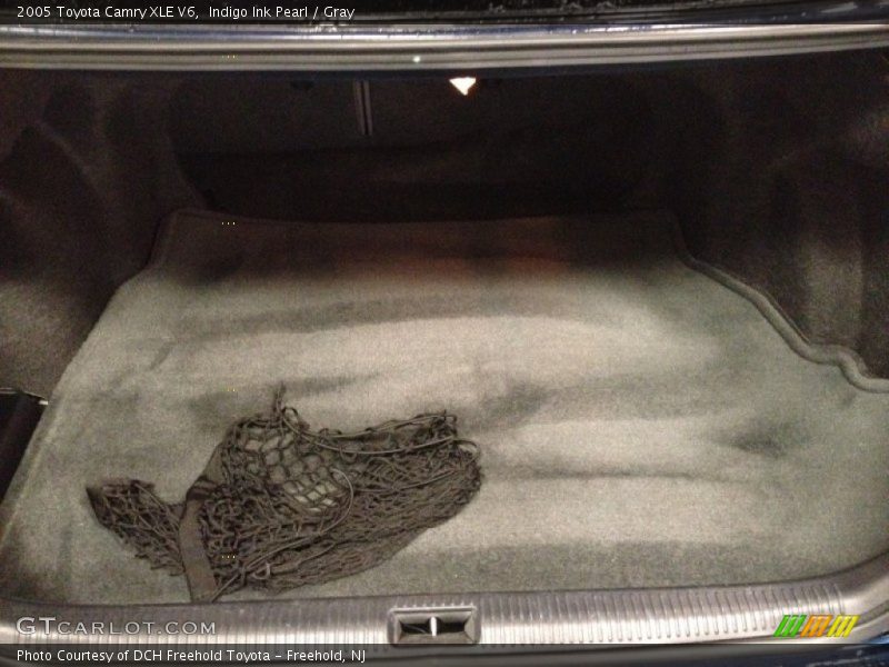 Indigo Ink Pearl / Gray 2005 Toyota Camry XLE V6
