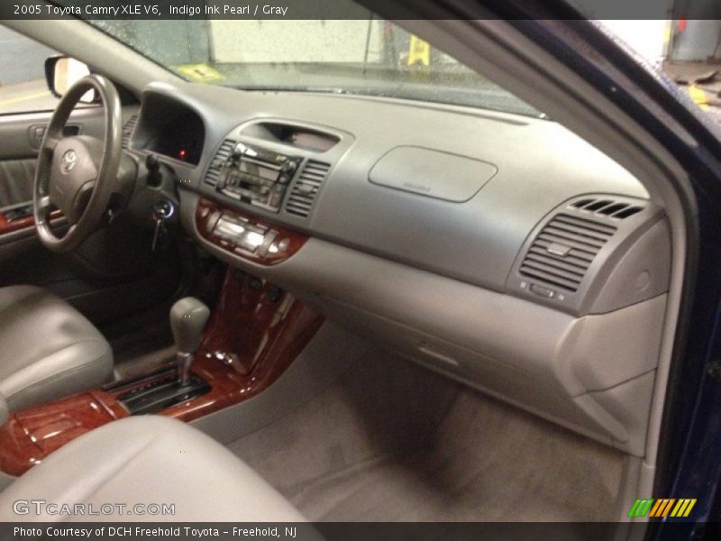 Indigo Ink Pearl / Gray 2005 Toyota Camry XLE V6