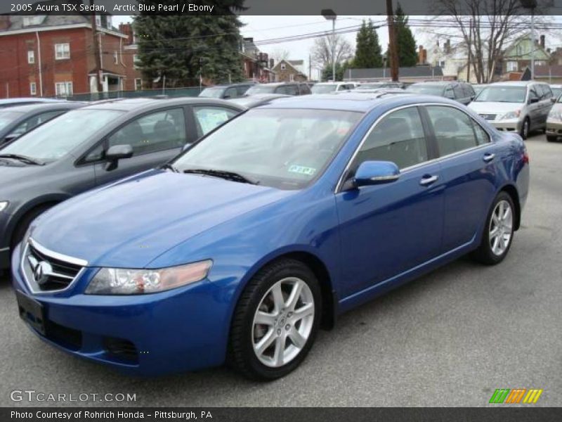 Front 3/4 View of 2005 TSX Sedan