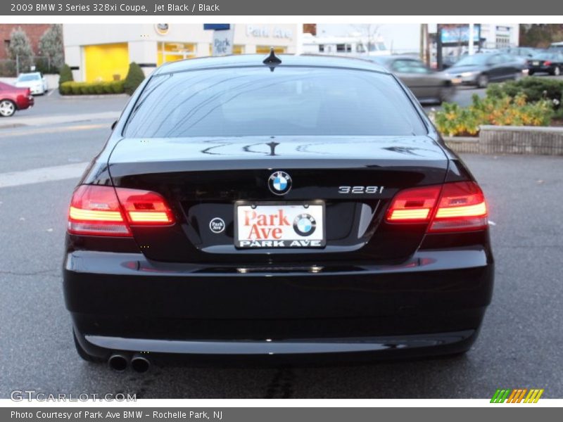 Jet Black / Black 2009 BMW 3 Series 328xi Coupe