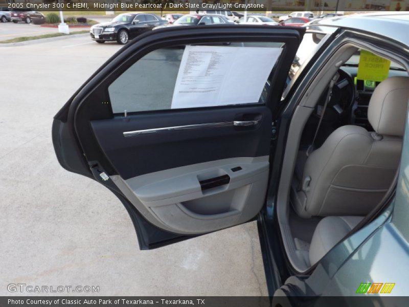 Midnight Blue Pearlcoat / Dark Slate Gray/Light Graystone 2005 Chrysler 300 C HEMI