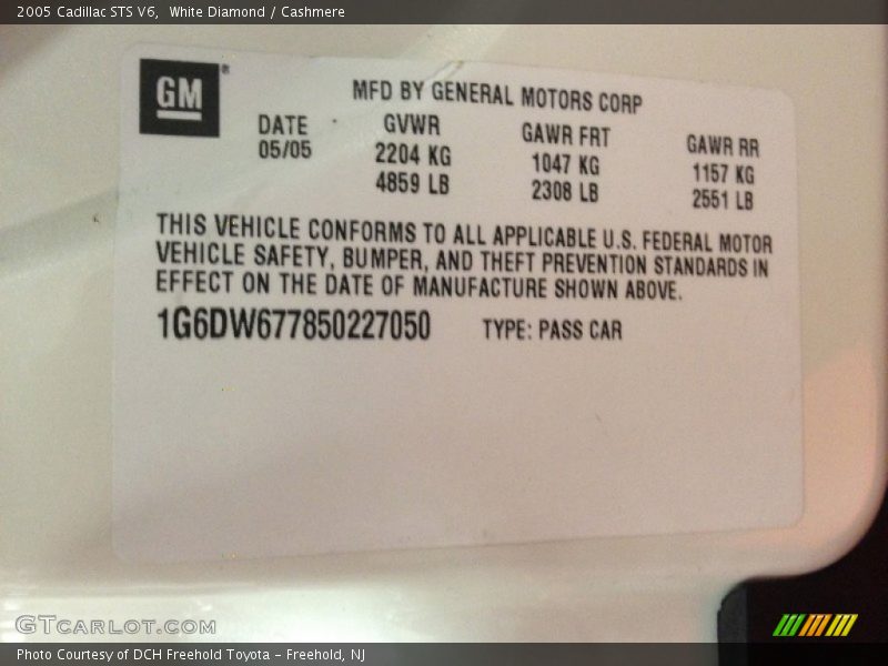 White Diamond / Cashmere 2005 Cadillac STS V6