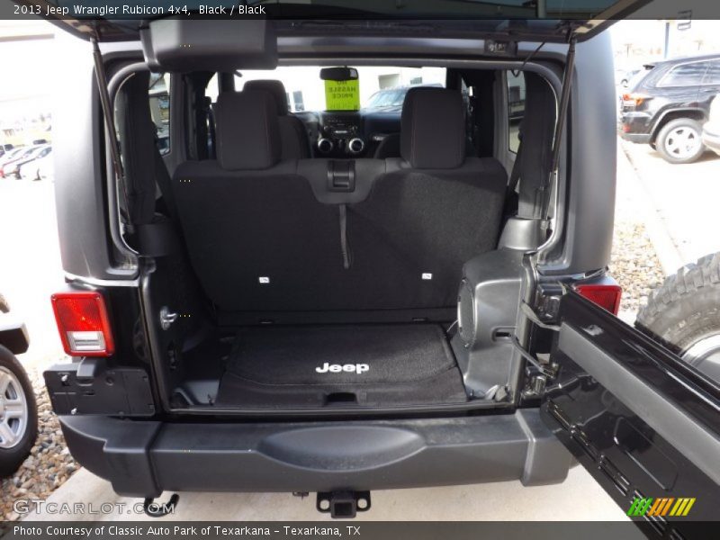  2013 Wrangler Rubicon 4x4 Trunk