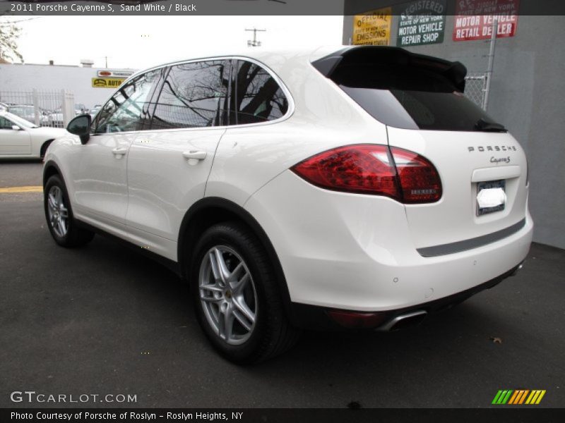 Sand White / Black 2011 Porsche Cayenne S