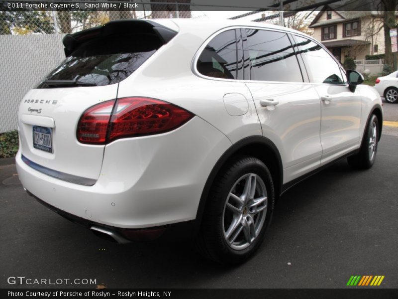 Sand White / Black 2011 Porsche Cayenne S