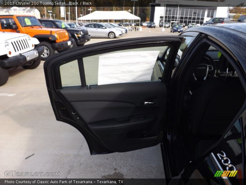 Black / Black 2013 Chrysler 200 Touring Sedan