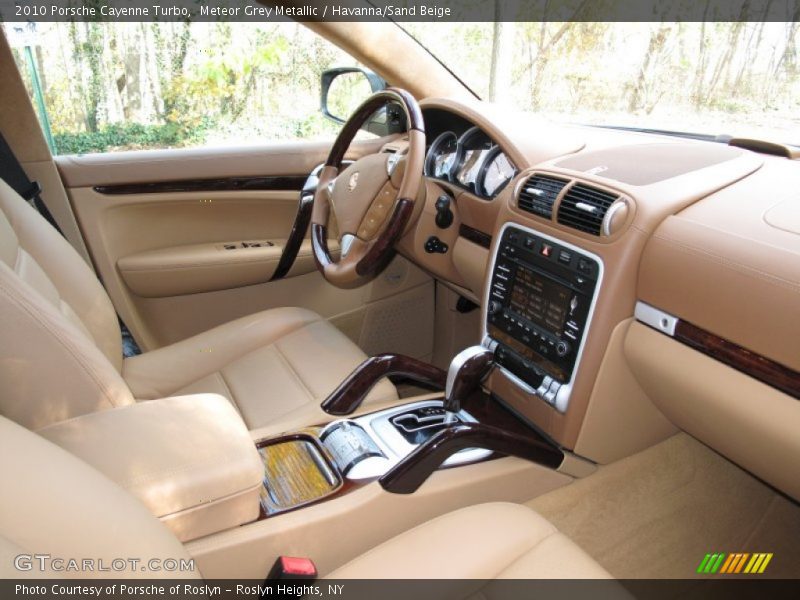 Dashboard of 2010 Cayenne Turbo