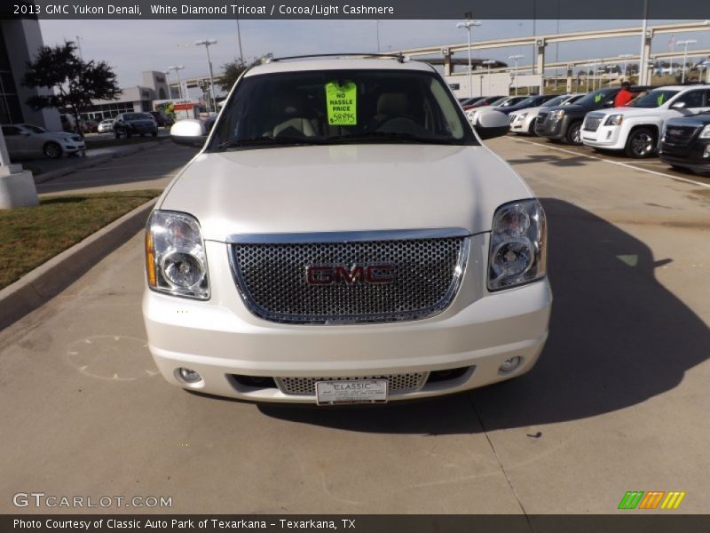White Diamond Tricoat / Cocoa/Light Cashmere 2013 GMC Yukon Denali